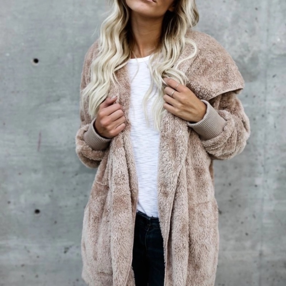 Taupe Sherpa Jacket w/ Front Pockets - Picture 3 of 4